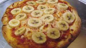 banana-pizza-what-the-food-03